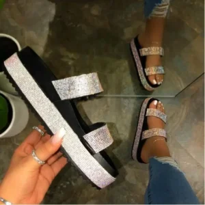 H2ad19539ae234875bacd6602c3abdbd2y.webp 9067a Good Quality Custom Women Shoes slippers Rhinestone Black Flat Summer Beach Sandals for Ladies Glitter Sandals Women