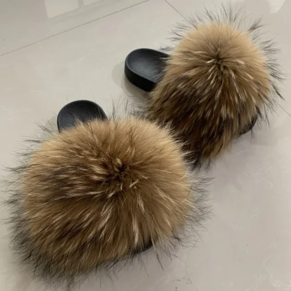 H3b2652b289fc432e9f6d839a5e637a4fV.webp Service New Custom Fashion Trend Multiple Colors Indoor Outdoor Adults Fur Slides for Women